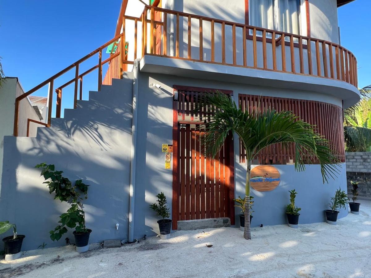 Отель Finolhu Dhigurah Дигура Экстерьер фото