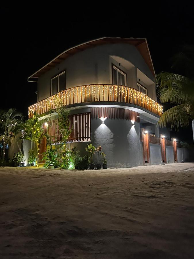 Отель Finolhu Dhigurah Дигура Экстерьер фото